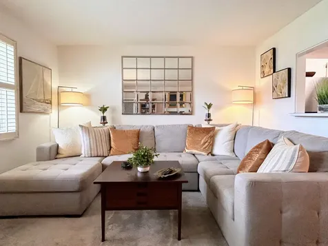 320 Horizons Boynton Beach FL 33435