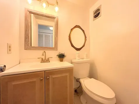 320 Horizons Boynton Beach FL 33435