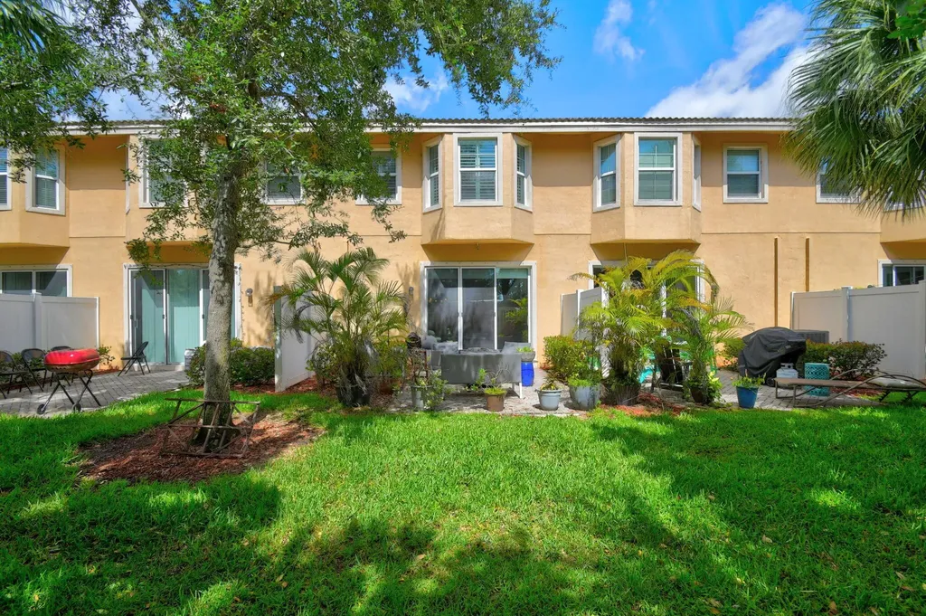 5765 Monterra Club Drive Lake Worth FL 33463