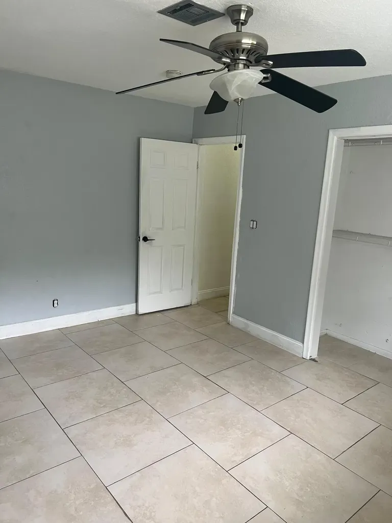 8586 NW 23rd Manor Coral Springs FL 33065