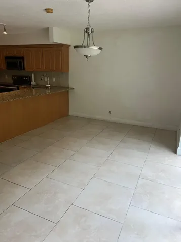 8586 NW 23rd Manor Coral Springs FL 33065
