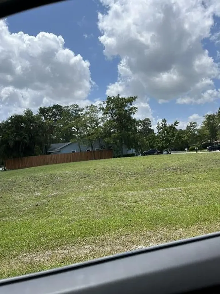 1094 Primrose Lane Wellington FL 33414