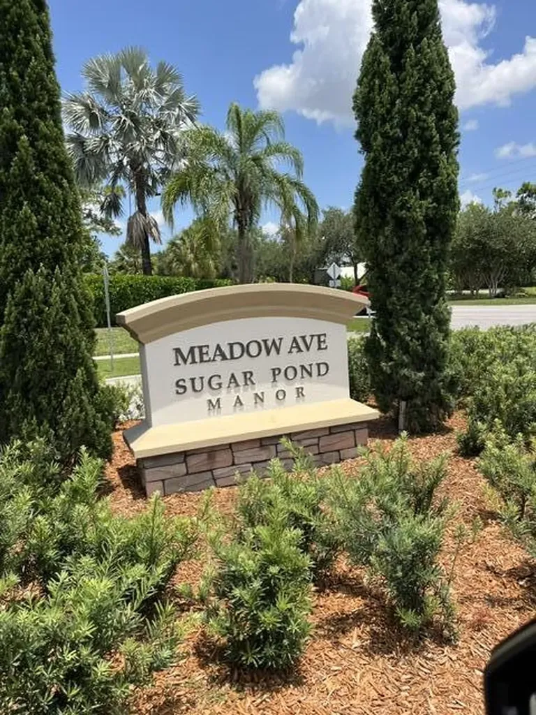 1094 Primrose Lane Wellington FL 33414