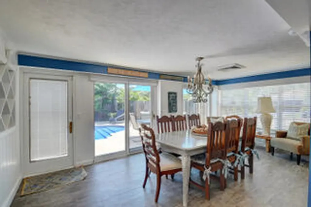 521 NW 14th Street Delray Beach FL 33444