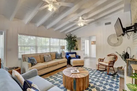 521 NW 14th Street Delray Beach FL 33444