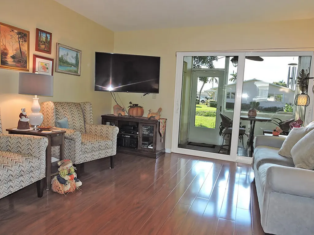 2621 Barkley Drive W West Palm Beach FL 33415