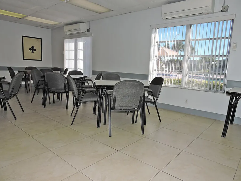 2621 Barkley Drive W West Palm Beach FL 33415