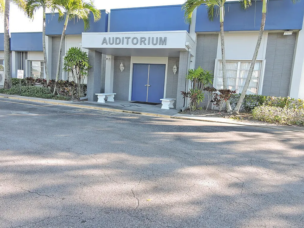 2621 Barkley Drive W West Palm Beach FL 33415