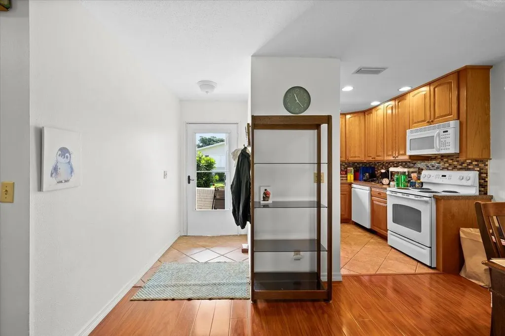 2621 Barkley Drive W West Palm Beach FL 33415