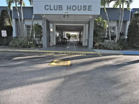 2621 Barkley Drive W West Palm Beach FL 33415