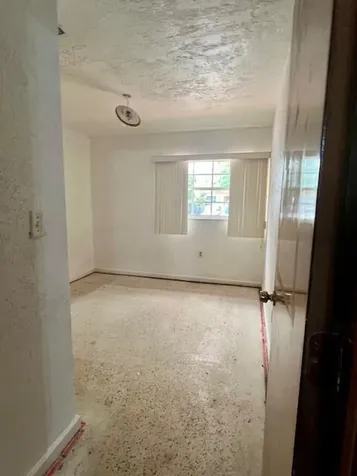 3930 NW 207 Street Road Miami Gardens FL 33055