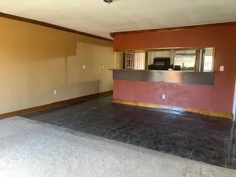 3930 NW 207 Street Road Miami Gardens FL 33055