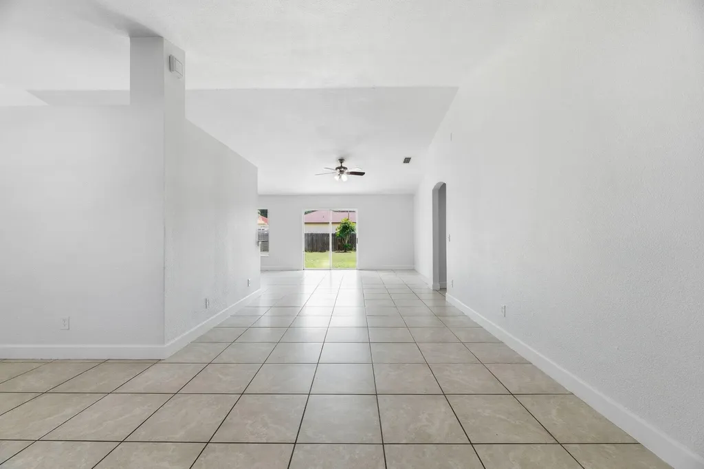 201 SW Amesbury Avenue Port St Lucie FL 34953