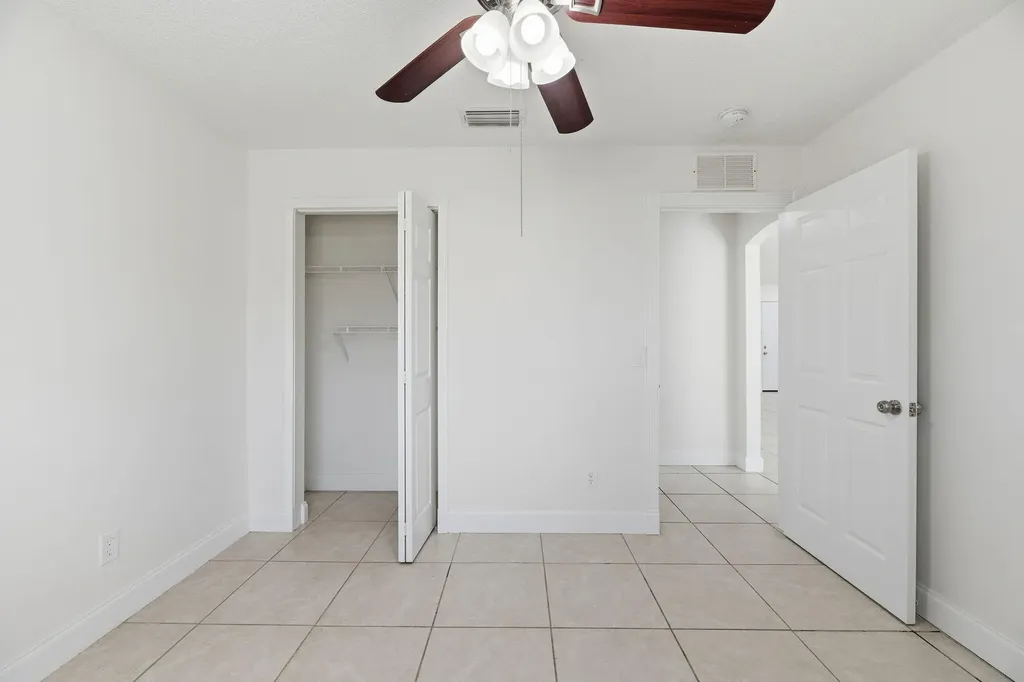 201 SW Amesbury Avenue Port St Lucie FL 34953