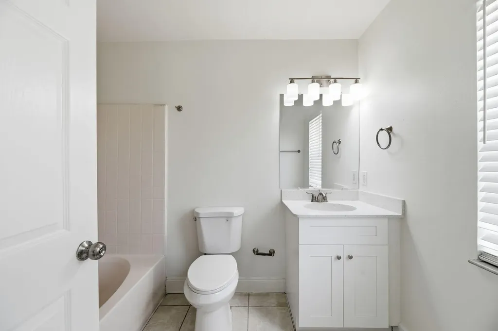 201 SW Amesbury Avenue Port St Lucie FL 34953