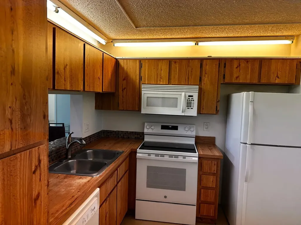 2423 NW 89th Drive Coral Springs FL 33065