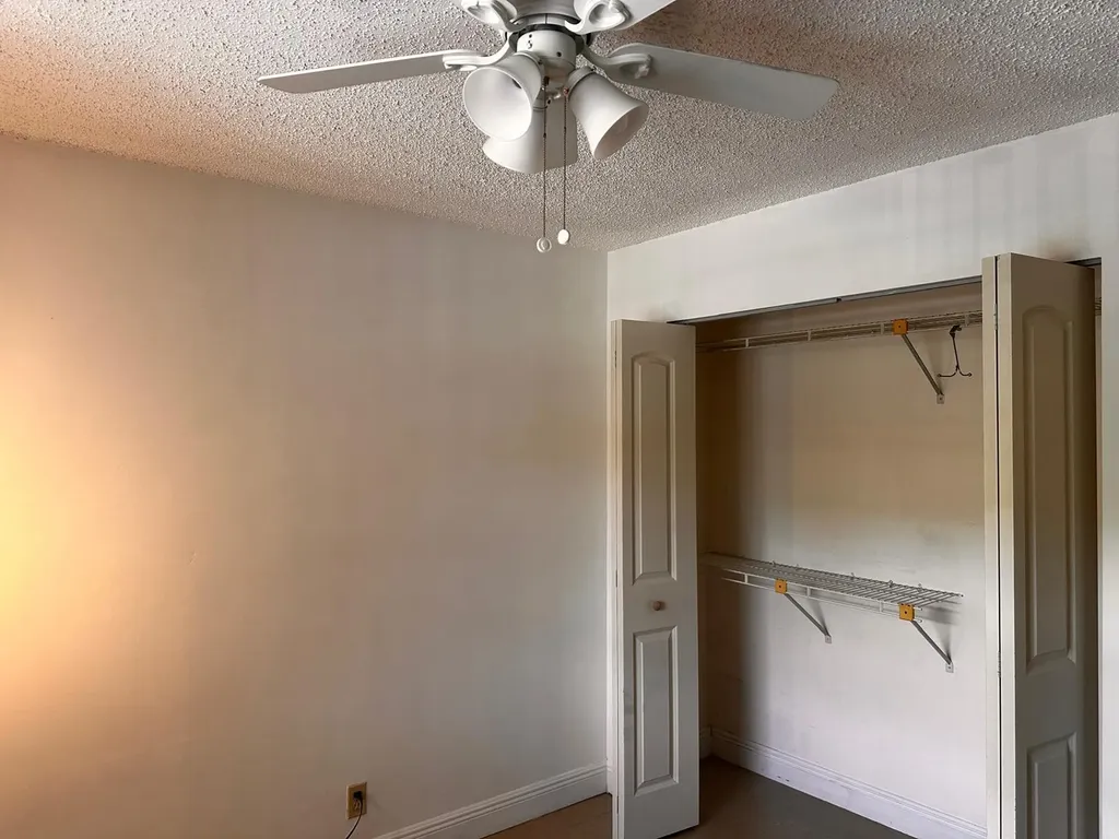 2423 NW 89th Drive Coral Springs FL 33065