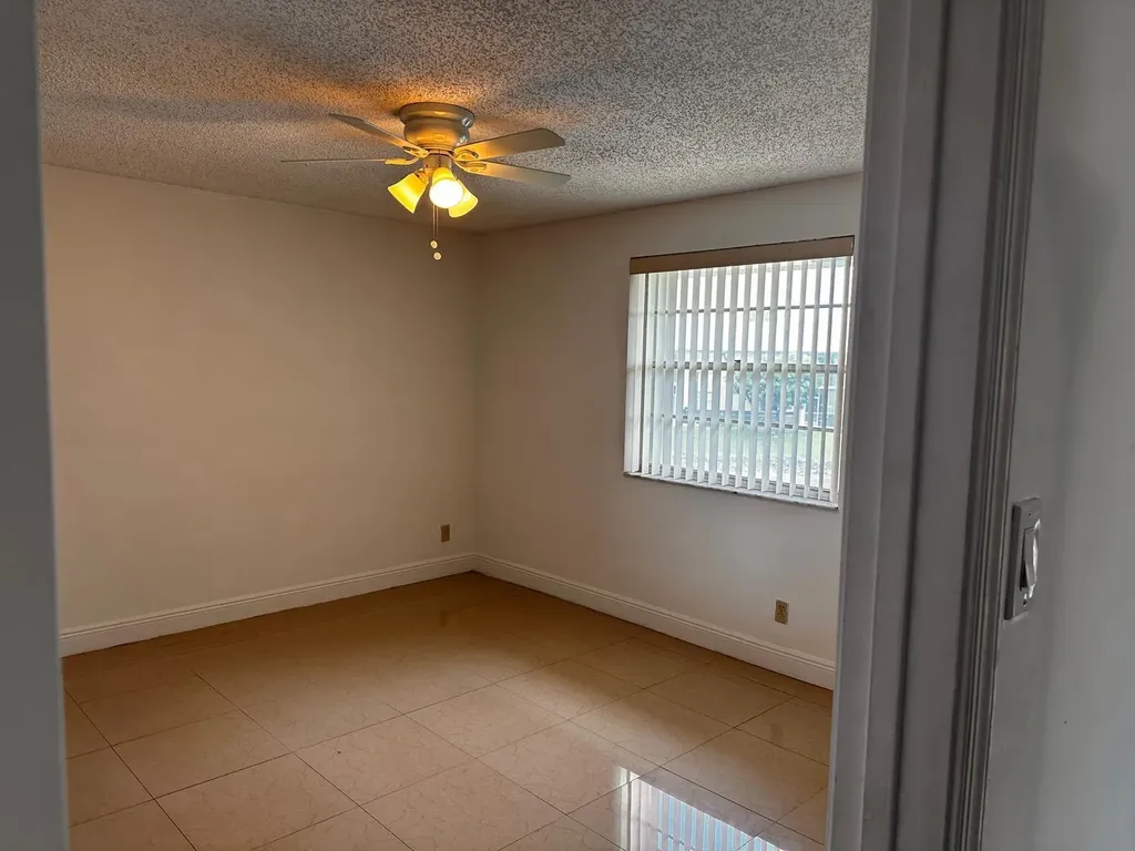 2423 NW 89th Drive Coral Springs FL 33065
