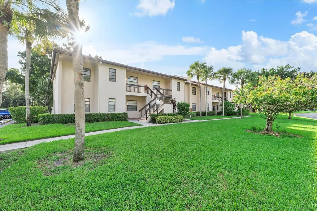 21542 Juego Circle Boca Raton FL 33433
