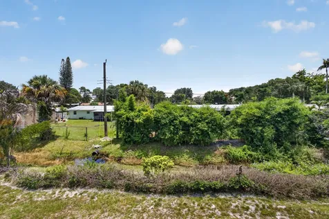 708 SW Gardens Boulevard Palm City FL 34990