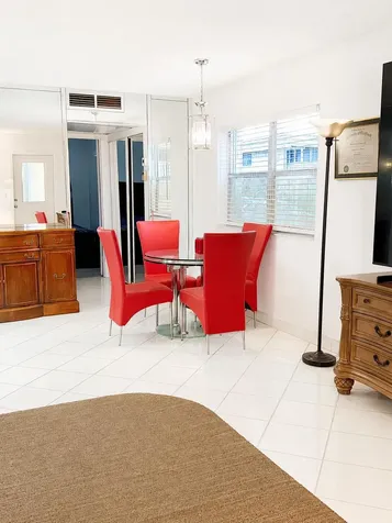 6 Brittany A Delray Beach FL 33446