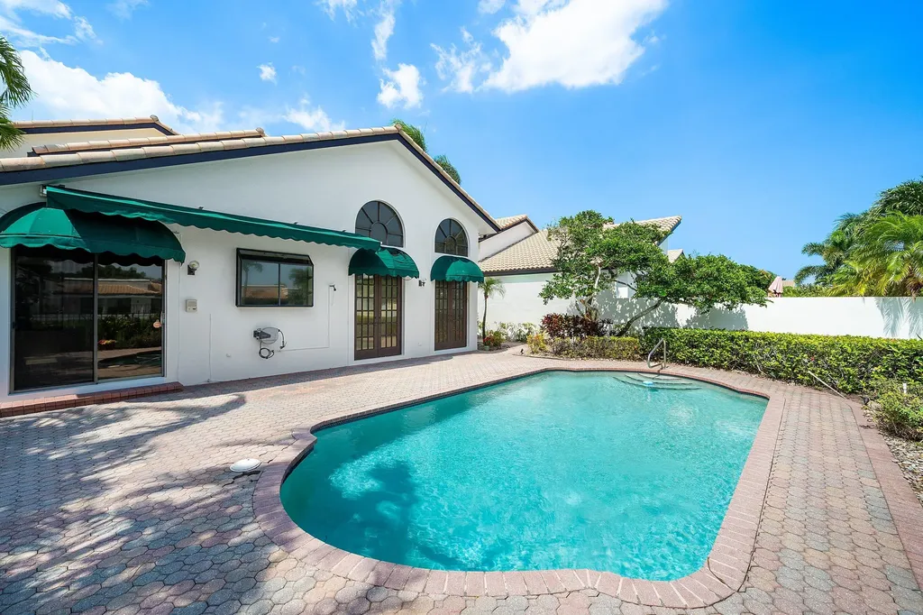 6495 Via Rosa Boca Raton FL 33433