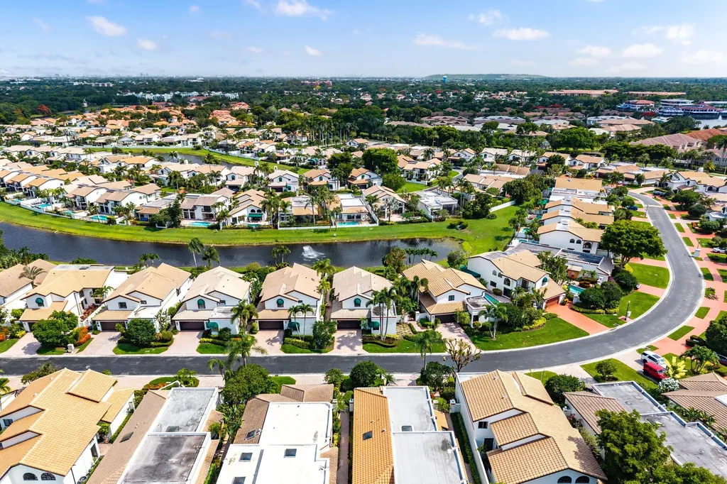 6495 Via Rosa Boca Raton FL 33433