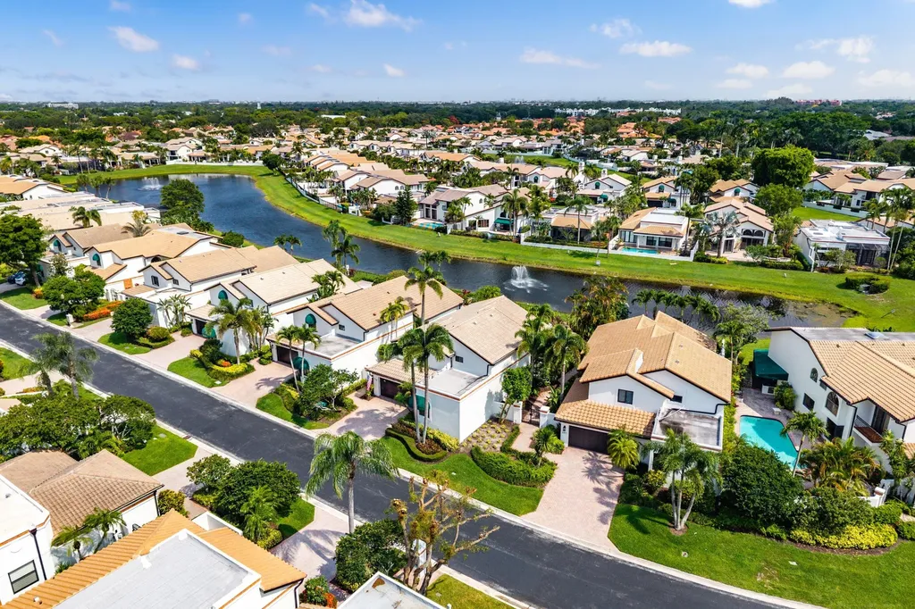 6495 Via Rosa Boca Raton FL 33433