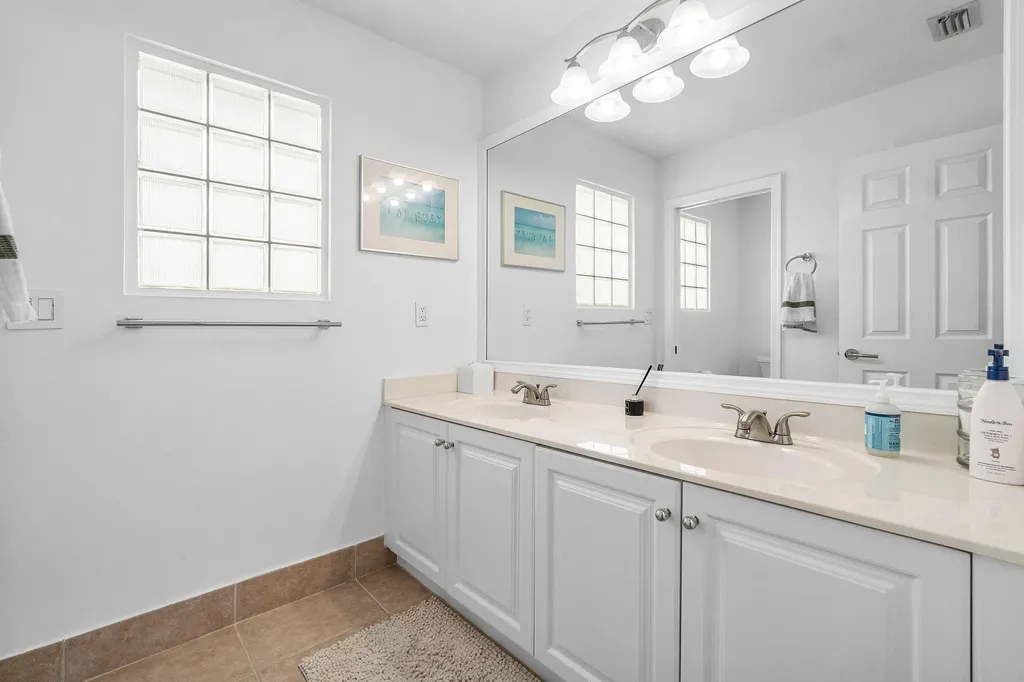 7766 Monarch Court Delray Beach FL 33446