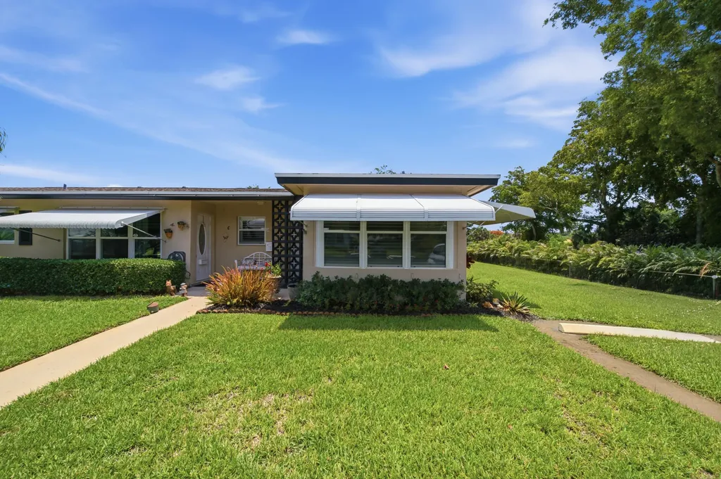 957 Circle Drive Delray Beach FL 33445