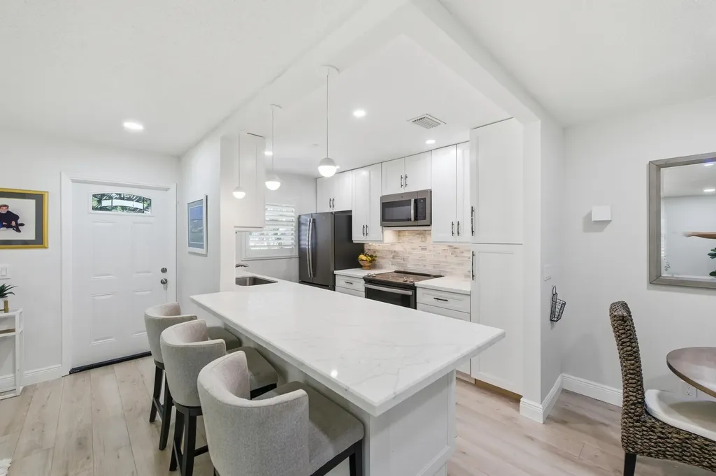 957 Circle Drive Delray Beach FL 33445