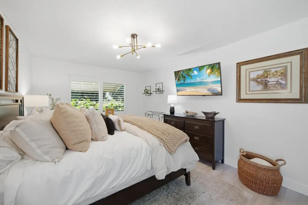 957 Circle Drive Delray Beach FL 33445