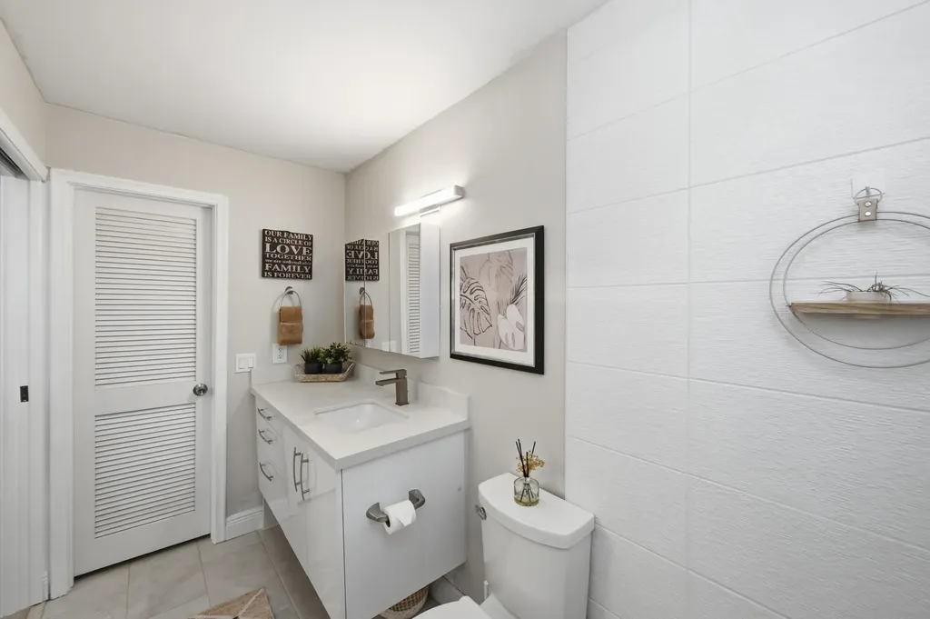 957 Circle Drive Delray Beach FL 33445
