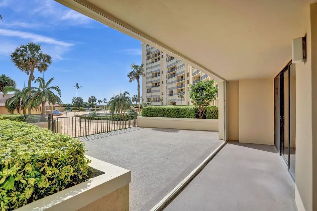 100 Ocean Trail Way Jupiter FL 33477
