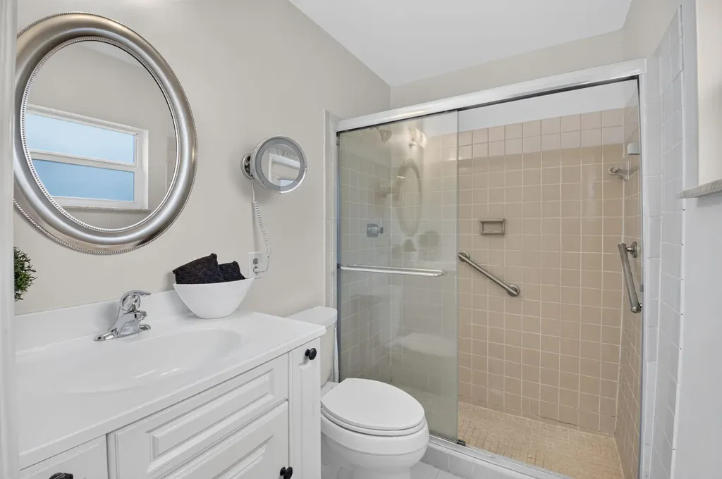 4599 Betelnut Street Boca Raton FL 33428