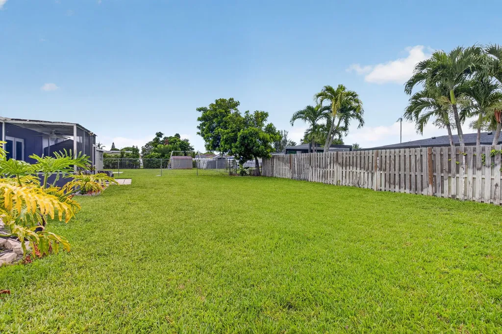 4599 Betelnut Street Boca Raton FL 33428