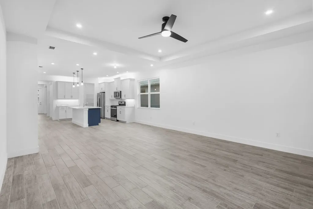 10646 SW Hensley Street Port St Lucie FL 34987