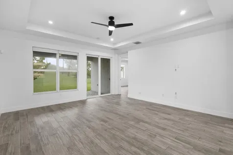 10646 SW Hensley Street Port St Lucie FL 34987
