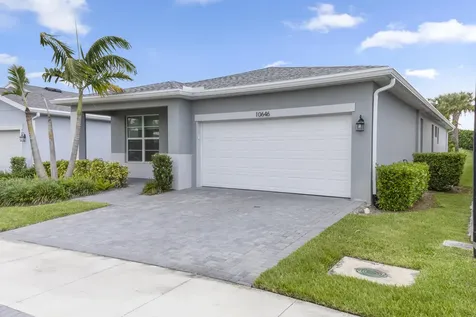 10646 SW Hensley Street Port St Lucie FL 34987