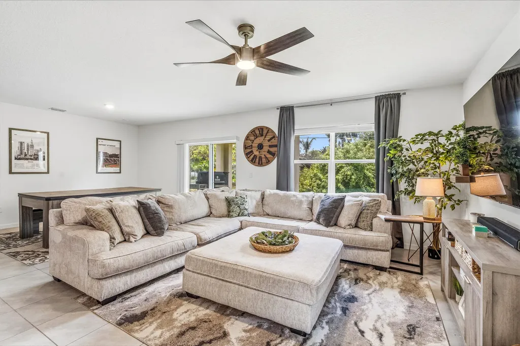 1962 SW Delmonico Avenue Port St Lucie FL 34953