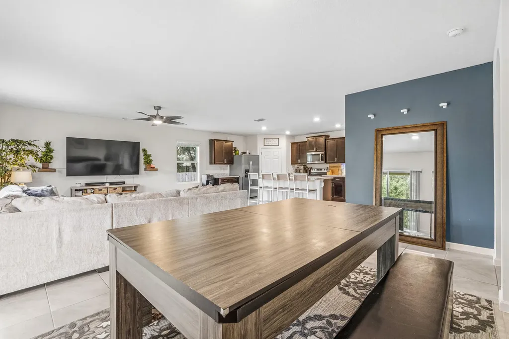 1962 SW Delmonico Avenue Port St Lucie FL 34953