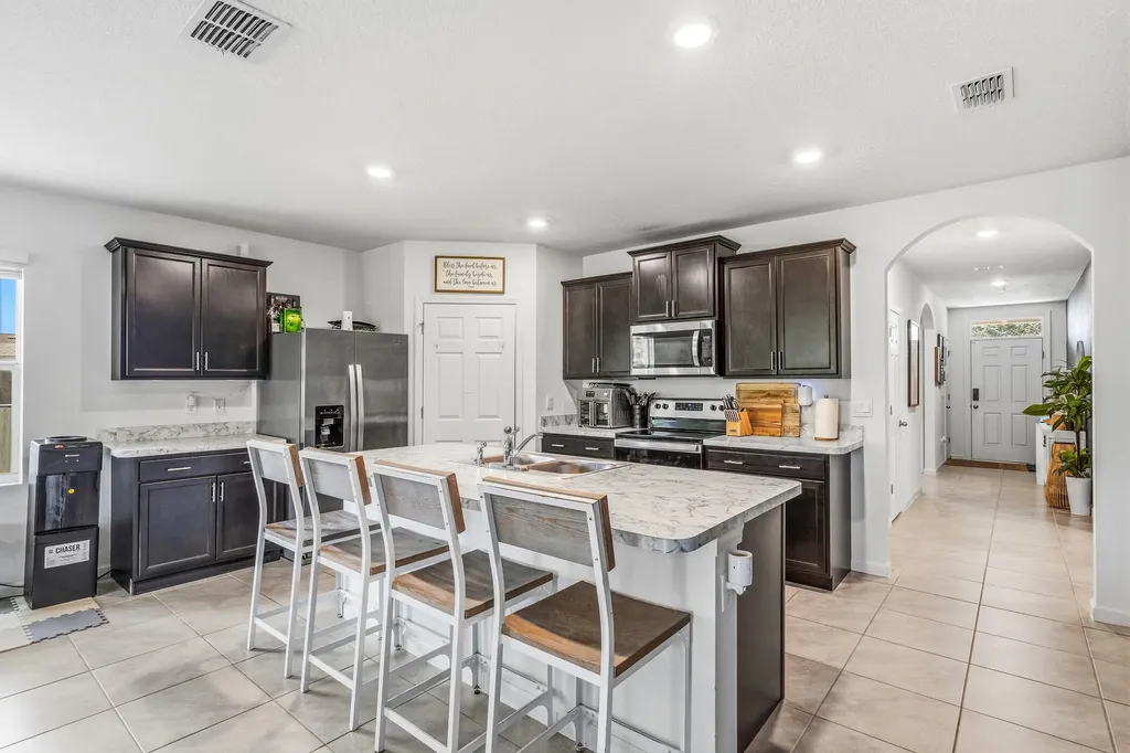 1962 SW Delmonico Avenue Port St Lucie FL 34953