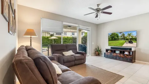 4411 Stone Ridge Way Weston FL 33331