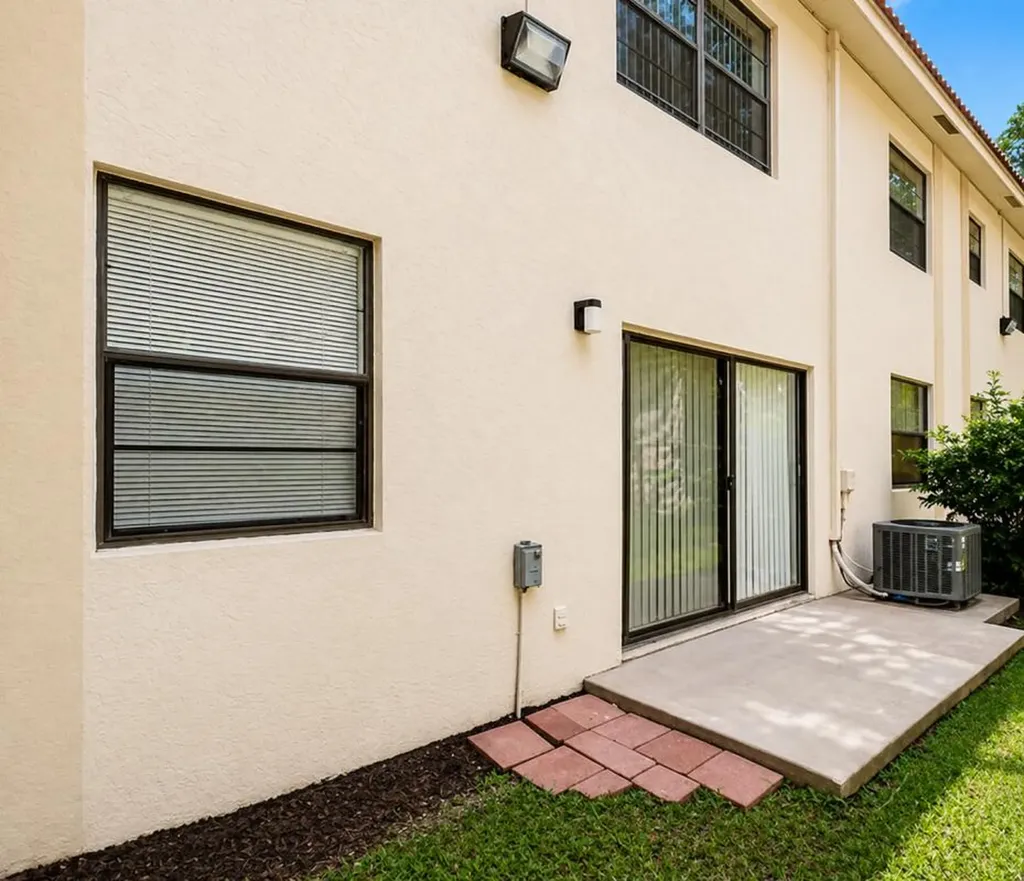 11442 NW 45th Street Coral Springs FL 33065