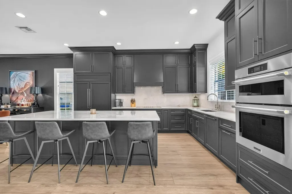 2021 SW 14th Terrace Fort Lauderdale FL 33315