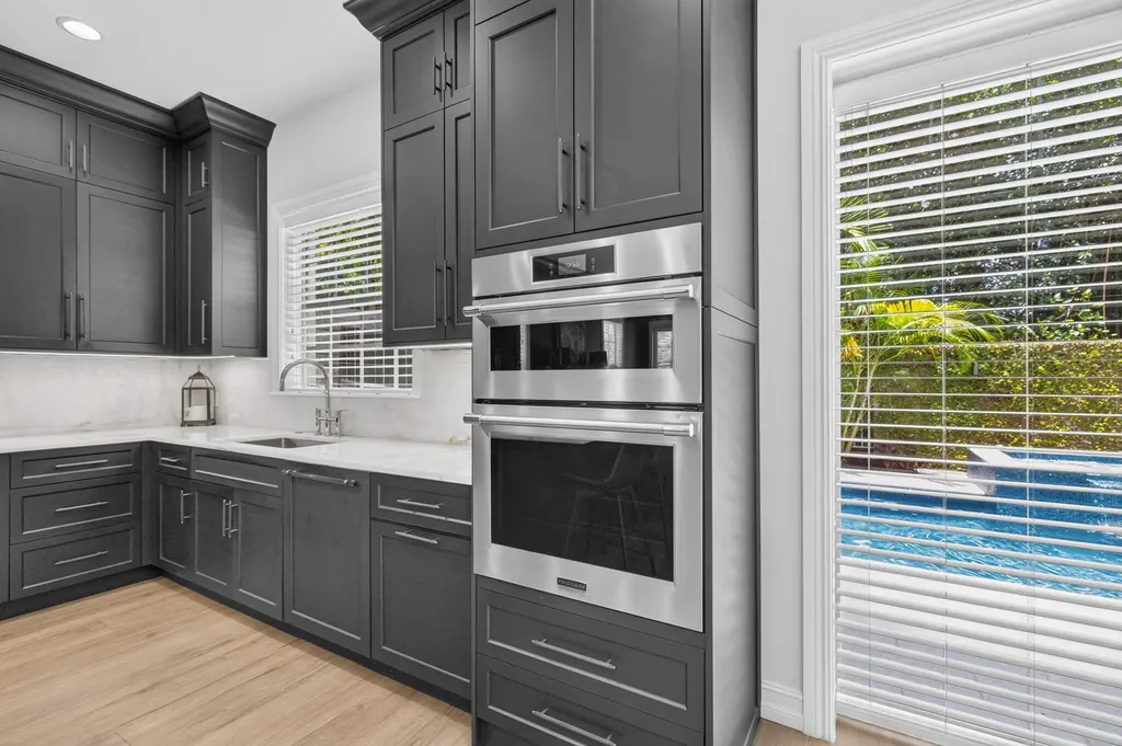 2021 SW 14th Terrace Fort Lauderdale FL 33315
