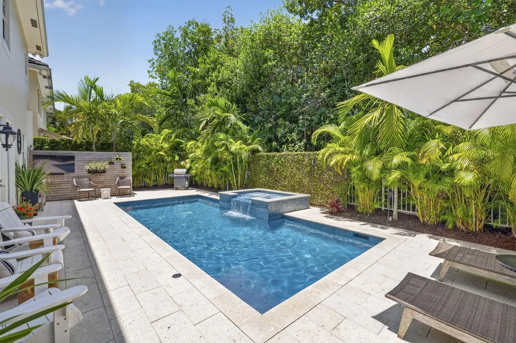 2021 SW 14th Terrace Fort Lauderdale FL 33315