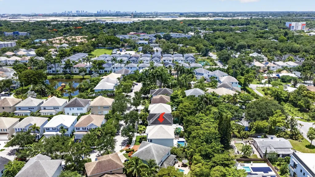 2021 SW 14th Terrace Fort Lauderdale FL 33315