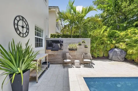 2021 SW 14th Terrace Fort Lauderdale FL 33315