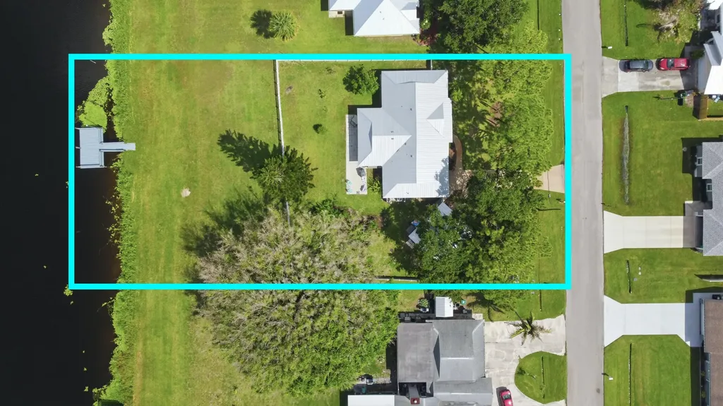 548 SW Aster Road Port St Lucie FL 34953